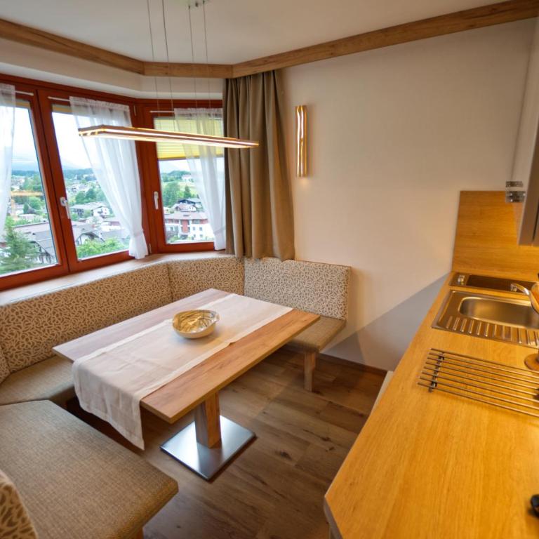 Ferienhaus Holzer - Maisonette-Apartment mit 1 Schlafzimmer, Balkon und Seeblick - 10