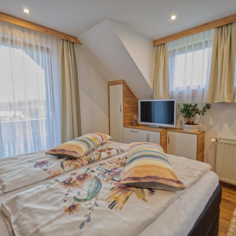 Ferienhaus Holzer - Studio-Apartment mit Balkon und Seeblick - 3