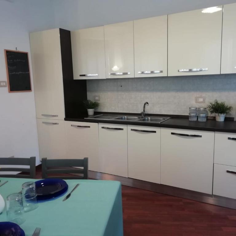 Saint Peter Vatican City Large Apartment Barbara casa vacanza - Three-Bedroom Apartment - 17