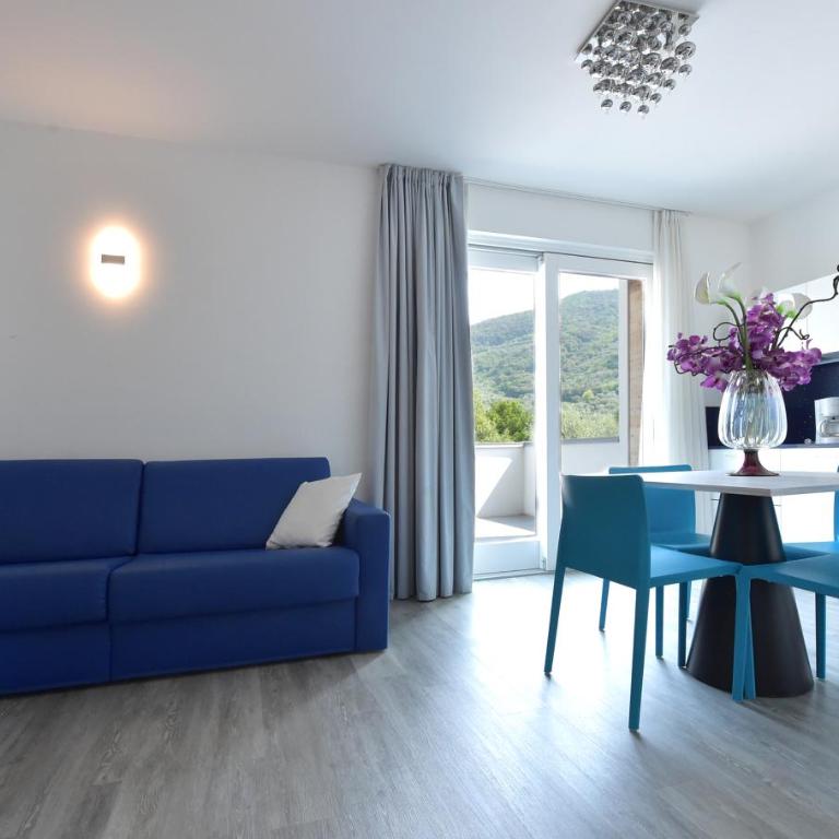 Primavera ApartmentSuites - Appartamento Superior con Terrazza e Vasca Idromassaggio Jacuzzi® - 3