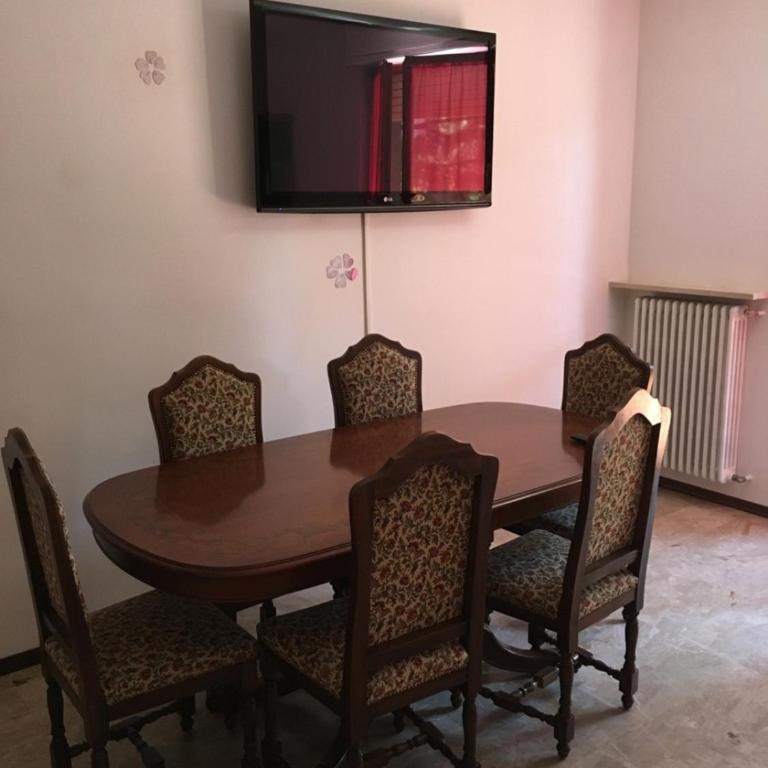 Appartamento per brevi periodi "Teodolinda" - Appartamento con 2 Camere da Letto - 22