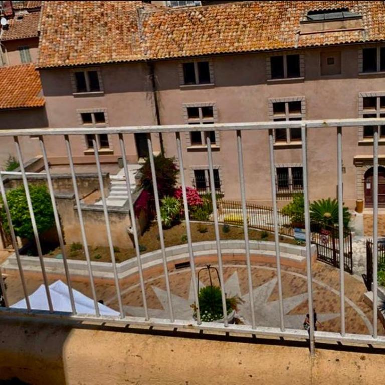 LE PROVENCAL - Hyper centre - Clim - Terrasse - Studio avec Terrasse - 11