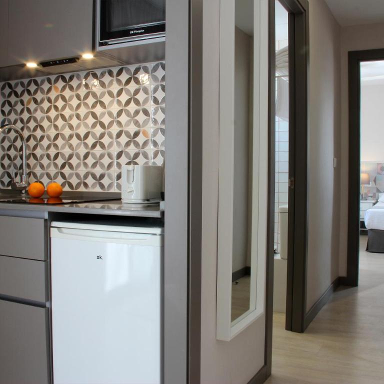Apartamentos Ribera - Apartamento con terraza - 2