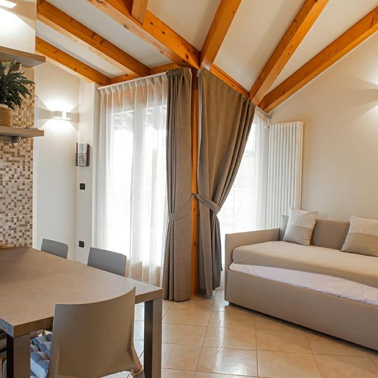Sirmione Rosselli Apartments - Penthouse Apartment - 7