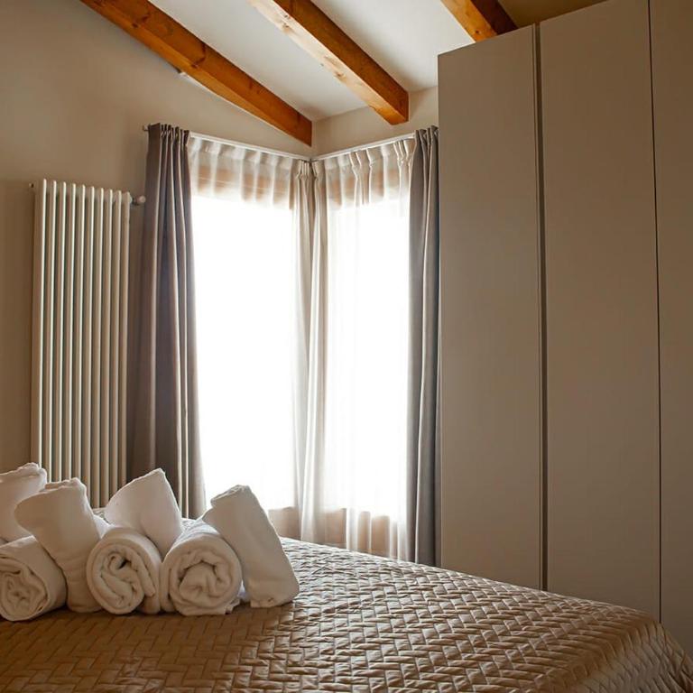Sirmione Rosselli Apartments - Penthouse Apartment - 8