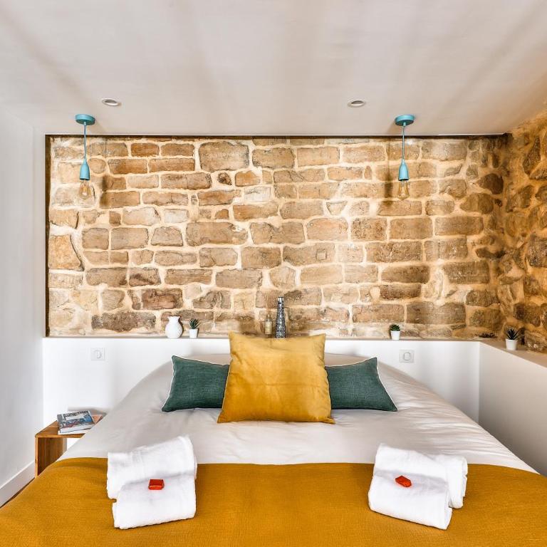 New Stunning 4 Bdrs Apt, With AC – Le Marais - Apartment - 6
