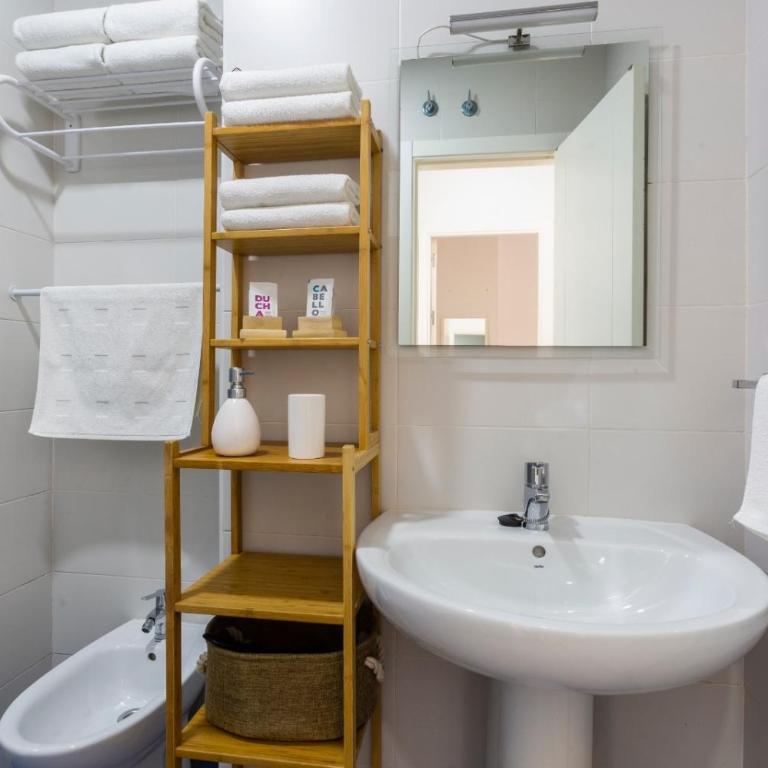 LUMINOSO APARTAMENTO en el centro de Cádiz - Apartamento de 2 dormitorios - 31