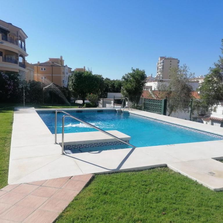 Apartamento en la playa con piscina - Apartamento de 2 dormitorios - 1