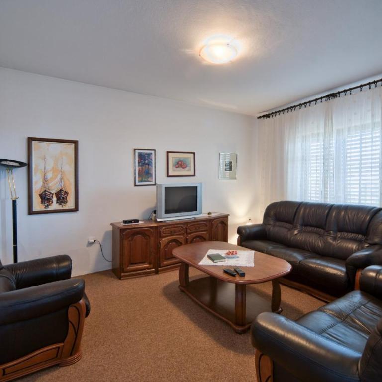 BOR - The Entire Home with Sea view - Apartment - 11