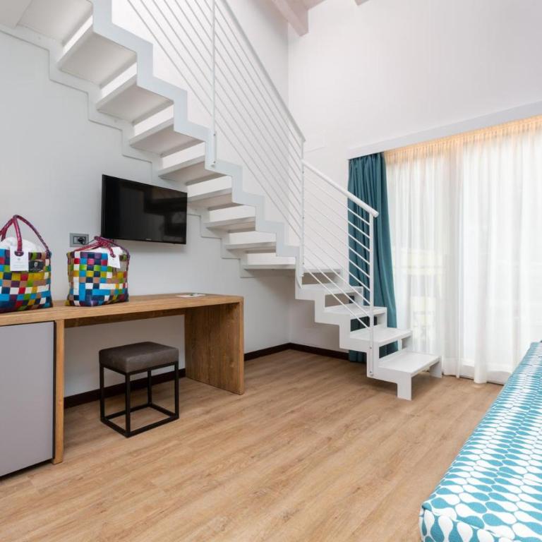 AktivHotel SantaLucia - Monolocale su 2 Livelli - 5