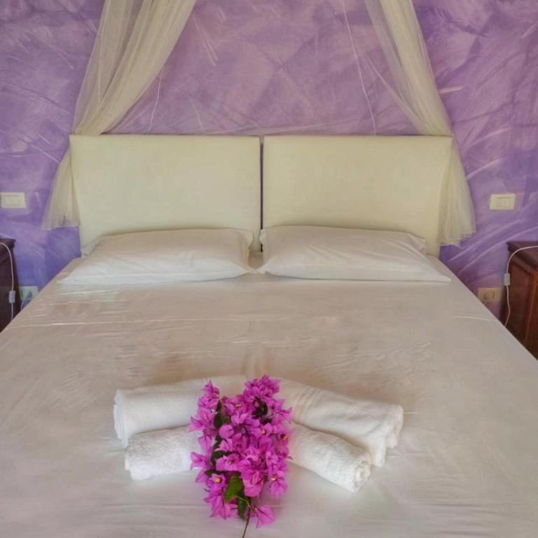 Villa la Bouganville - Zimmer mit Kingsize-Bett und Gartenblick. - 7