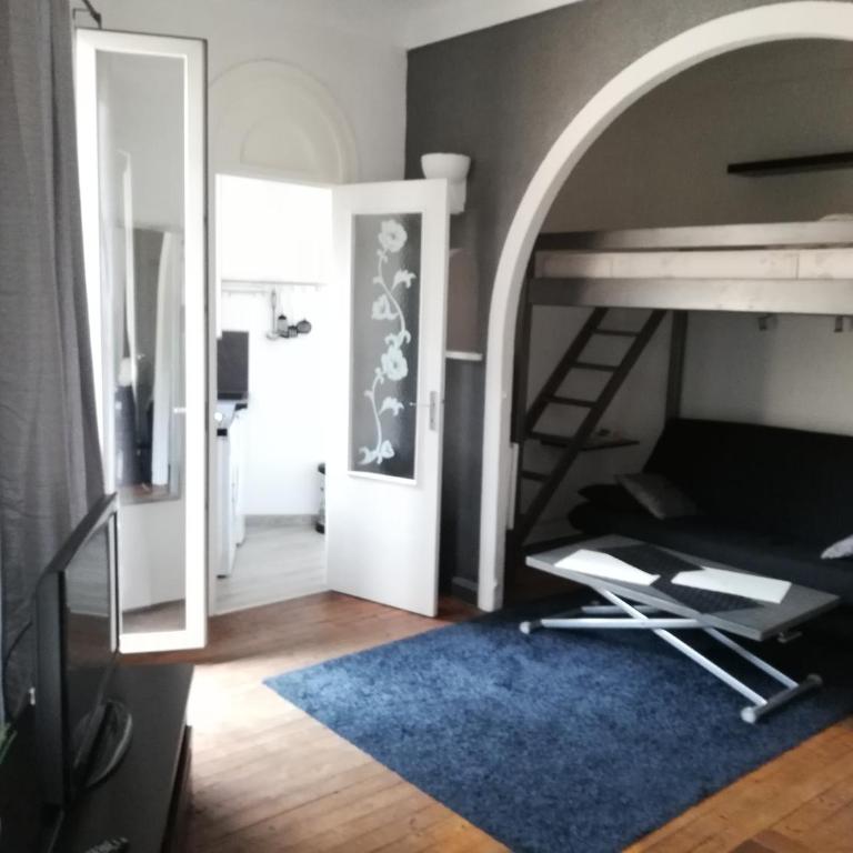 Charmant studio climatisé centre Villefranche sur mer - Appartement 1 Chambre - 8