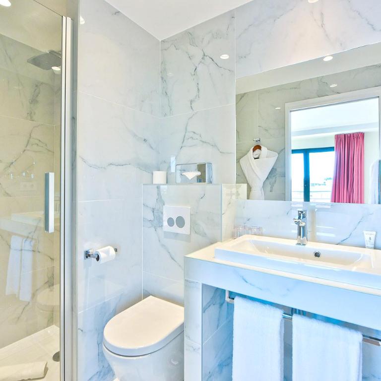 Hôtel La Villa Port d'Antibes & Spa - Chambre Double - Vue Panoramique sur Mer - 3