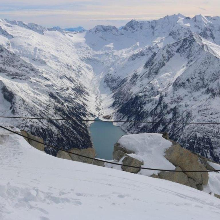 Landhaus Katharina bis 5 Personen mit Saunachalet und Blick auf die Bergwelt des Zillertals - Apartment mit Blick auf die Berge - 63