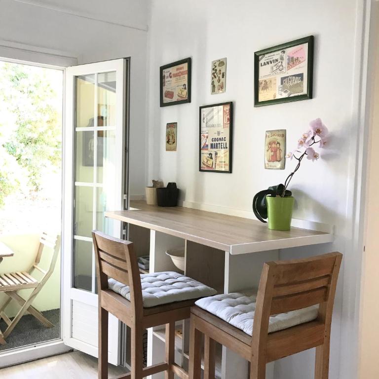Grand F2 quartier Les Plaines, Boulouris proche mer et port Santa-Lucia - Apartment mit 1 Schlafzimmer - 14