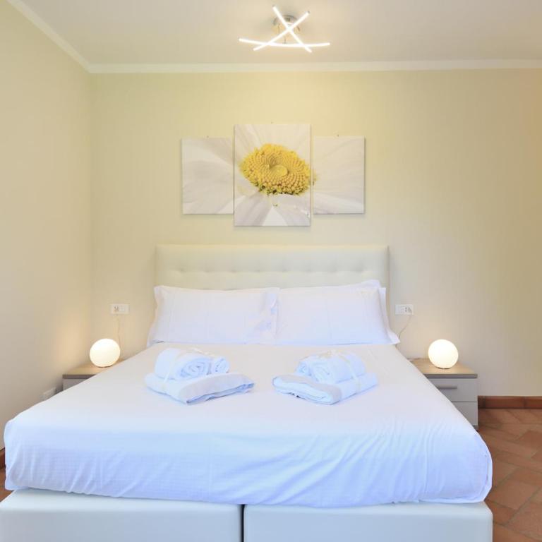 Agriturismo Il Colle - Double Room with Lake View - 1