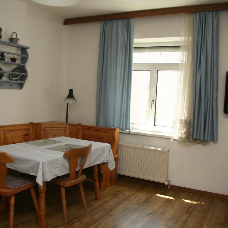 Apartments Wirrer - Apartment mit 1 Schlafzimmer und kleiner Küche - 3