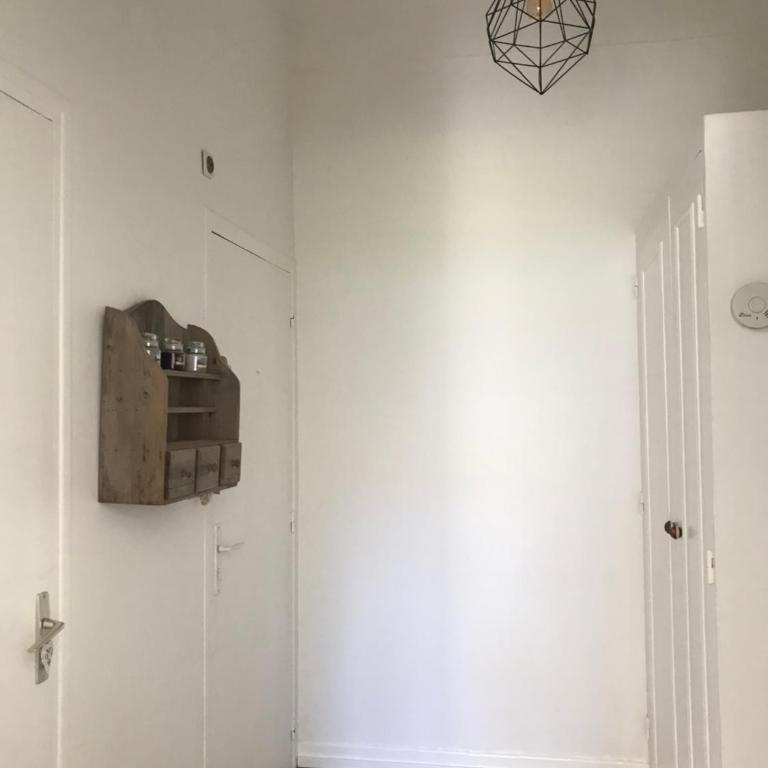 Grand F2 quartier Les Plaines, Boulouris proche mer et port Santa-Lucia - Apartment mit 1 Schlafzimmer - 21