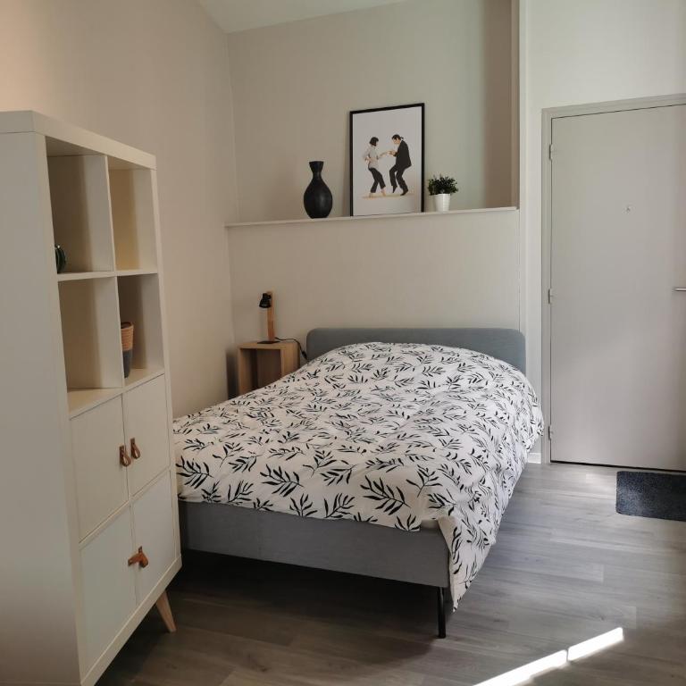 Suite Orphelins 2 (rdc) - Appartement 1 Chambre - 3