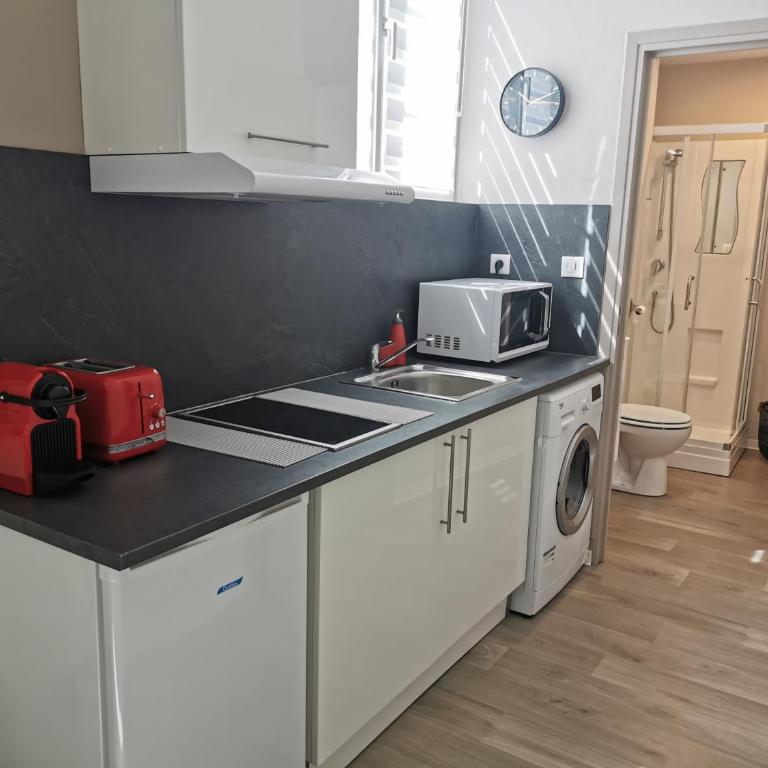 Suite Orphelins 2 (rdc) - Appartement 1 Chambre - 2