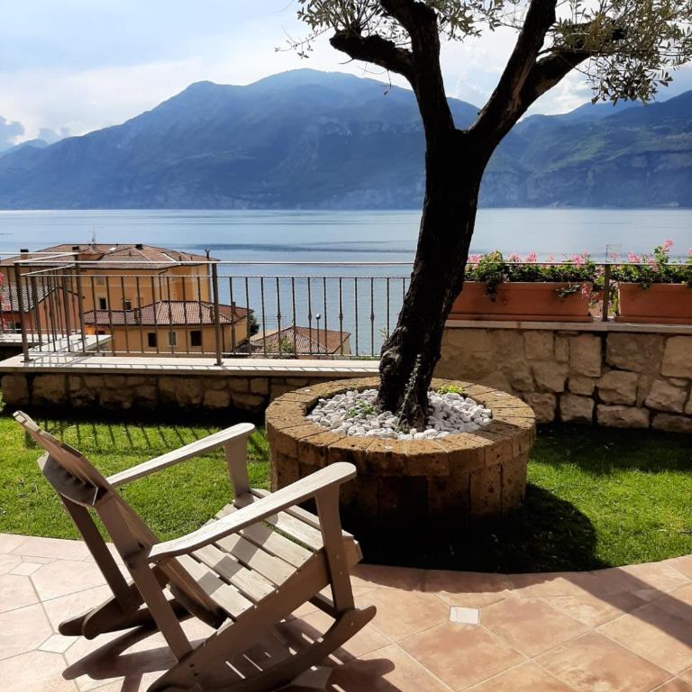 BMP APARTMENT DELUXE 1 JACUZZI RISCALDATA PRIVATA vista Lago di Garda - Appartamento con 3 Camere da Letto - 16