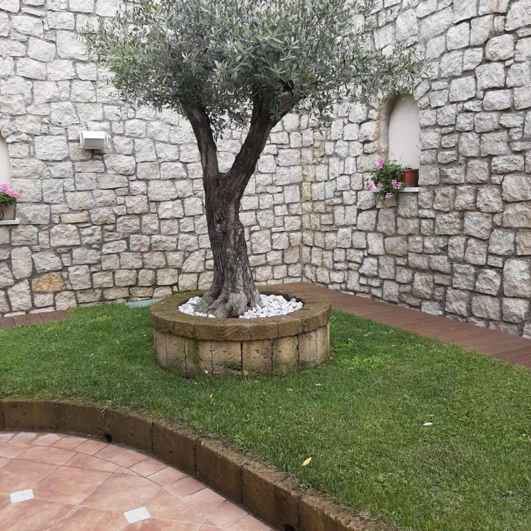 BMP APARTMENT DELUXE 1 JACUZZI RISCALDATA PRIVATA vista Lago di Garda - Appartamento con 3 Camere da Letto - 20