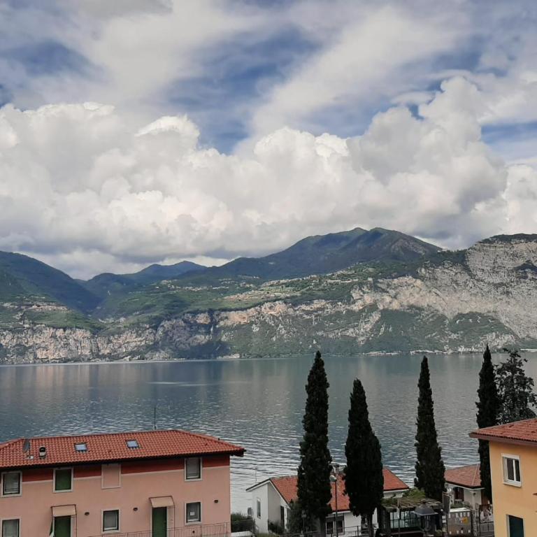 BMP APARTMENT DELUXE 1 JACUZZI RISCALDATA PRIVATA vista Lago di Garda - Appartamento con 3 Camere da Letto - 28