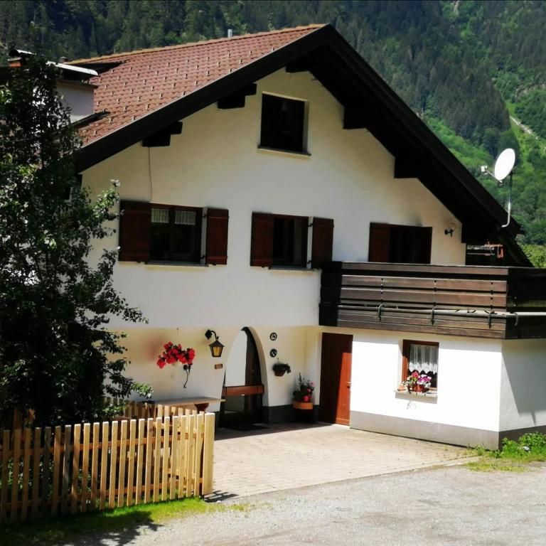 Ferienwohnung Waldhaus - Apartment mit 2 Schlafzimmern - 2