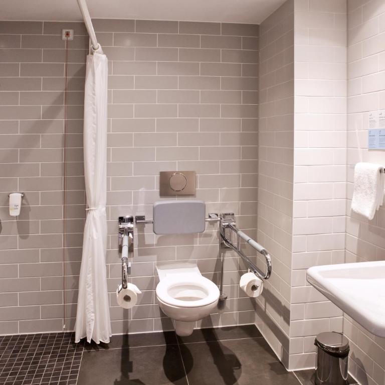 Holiday Inn Express Munich - Olympiapark by IHG - Standard Einzelzimmer barrierefrei - 4