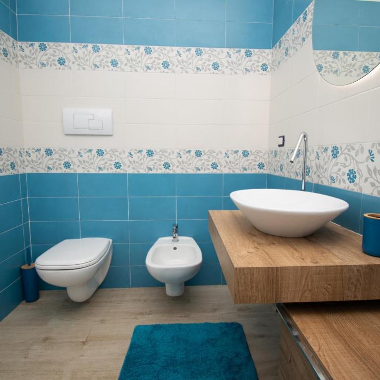 Villa Bocciolo, piscina, giardino, vasca idromassaggio - Villa Deluxe - 35