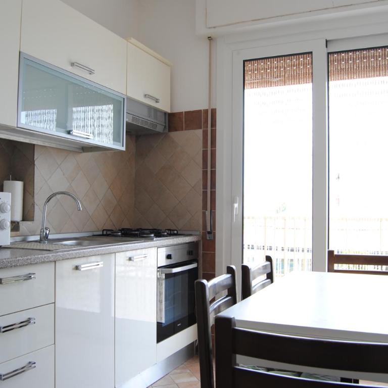 Gaiavacanze Beach Apartment - Two-Bedroom Apartment - 4