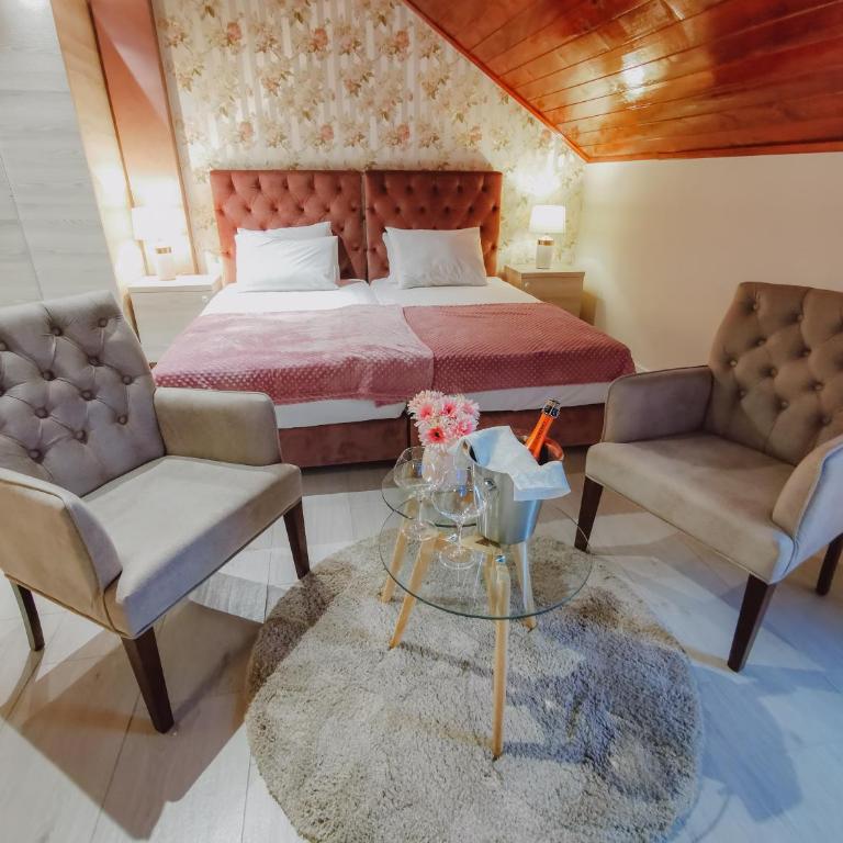 Vazdušna Banja - Luksuzna Trokrevetna Soba - 4