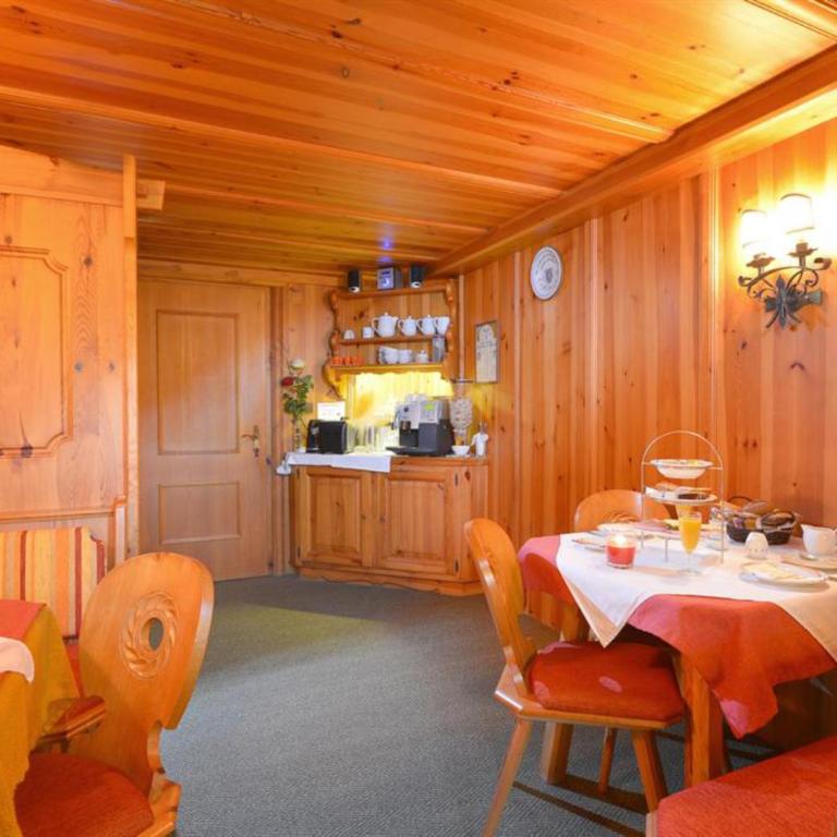 Ferienhaus AB - Deluxe Doppelzimmer mit Balkon - 3