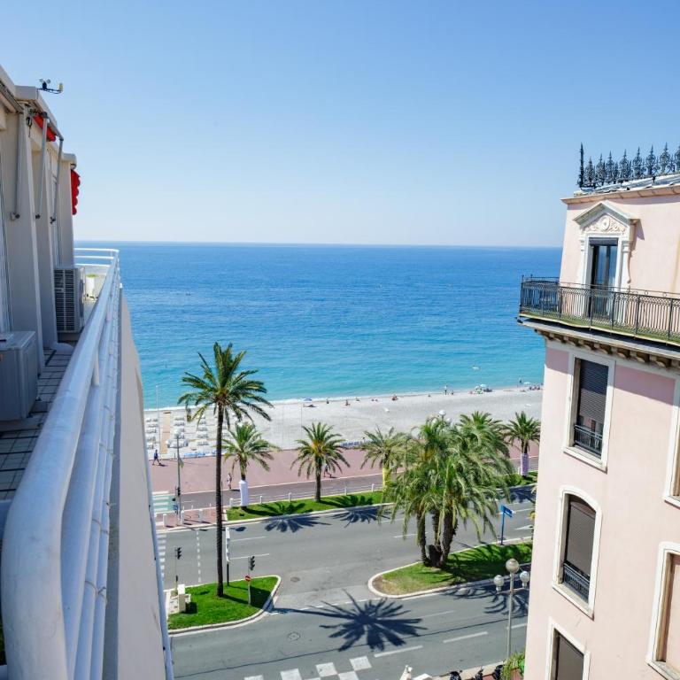 Renovated Apartment with Balcony & Side Sea View 25 bis Promenade des Anglais - Appartement - 1