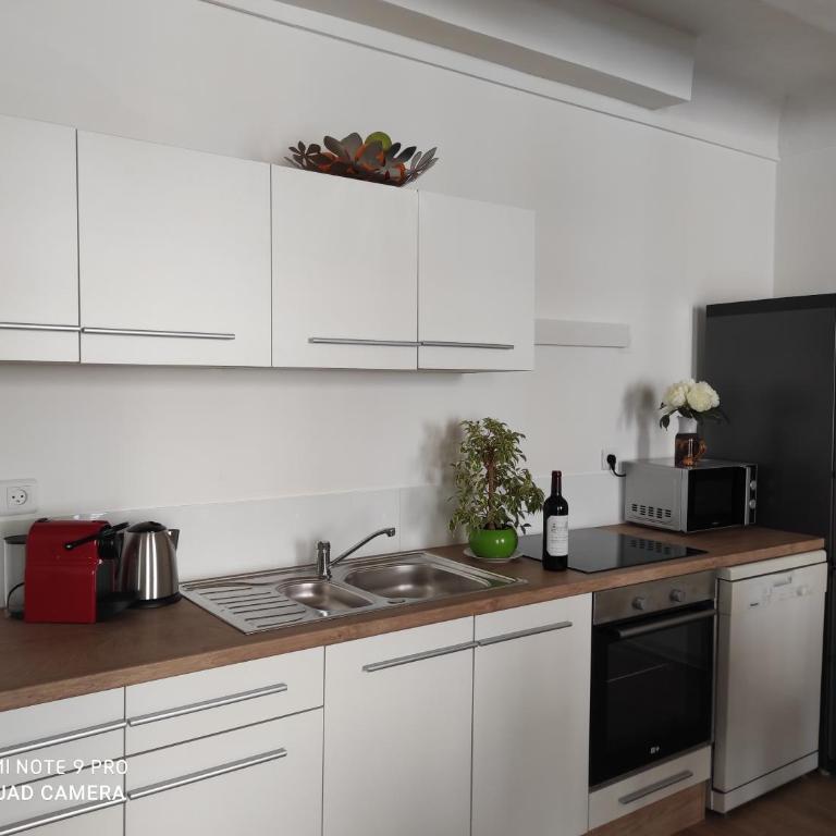 5 min to sea Suite Française Old Town - Appartement Supérieur - 10