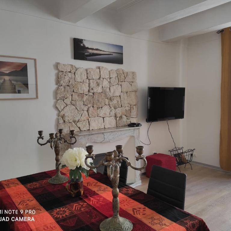 5 min to sea Suite Française Old Town - Appartement Supérieur - 21