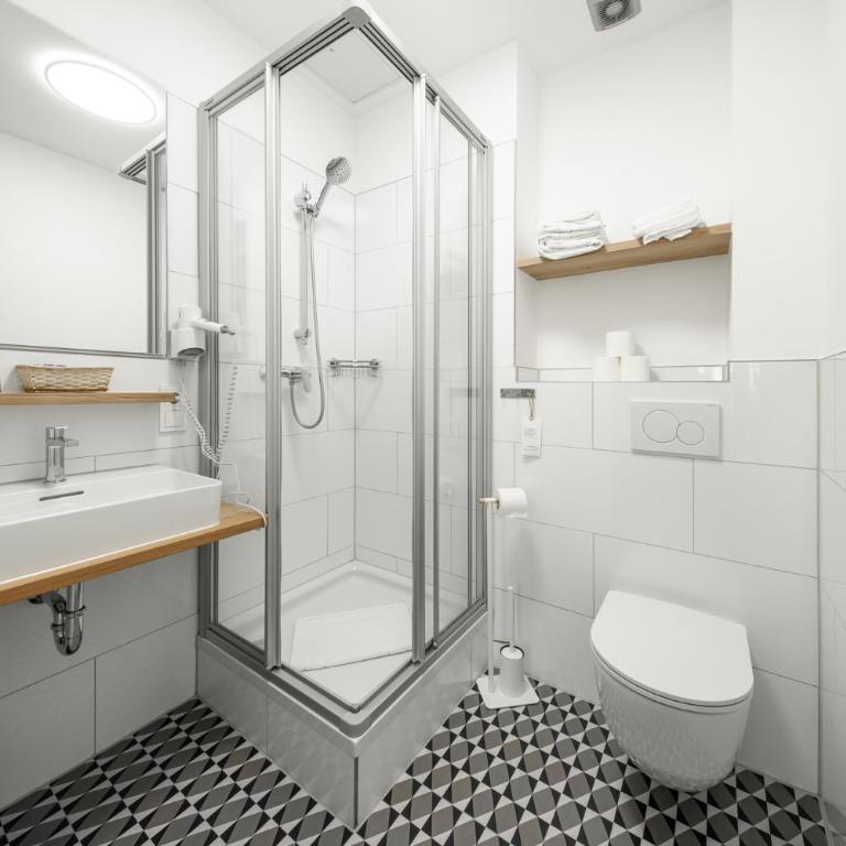 Hotel Am Markt - Standard Twin Room - 5