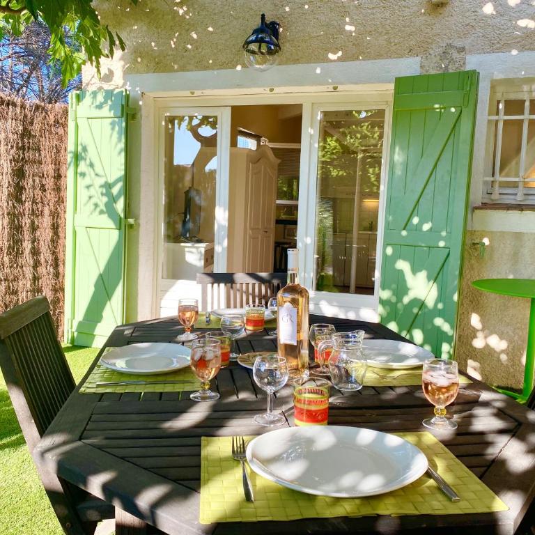 Bastide du Levant - 50m plage - Rez de jardin - Appartement - Vue sur Jardin - 19
