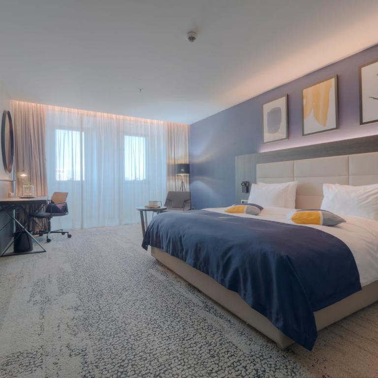 voco - Podgorica by IHG - Premium King Room - Smoking - 1