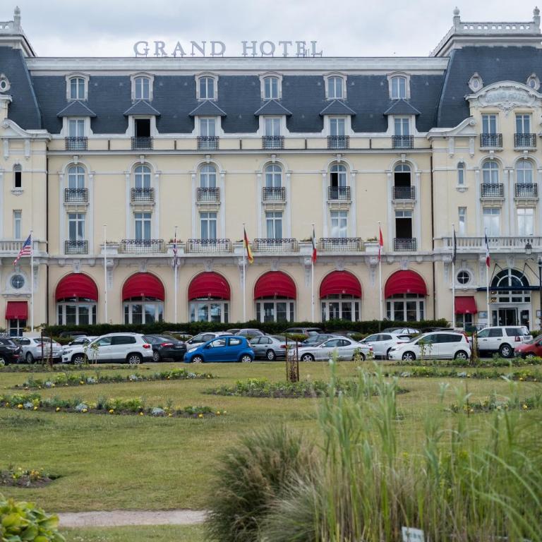 Cabourg Cosy chic Cabourg hyper-centre 4 pers, 2 bedrooms , 2 sdb, terrasse, wifi - Appartement 2 Chambres - 23