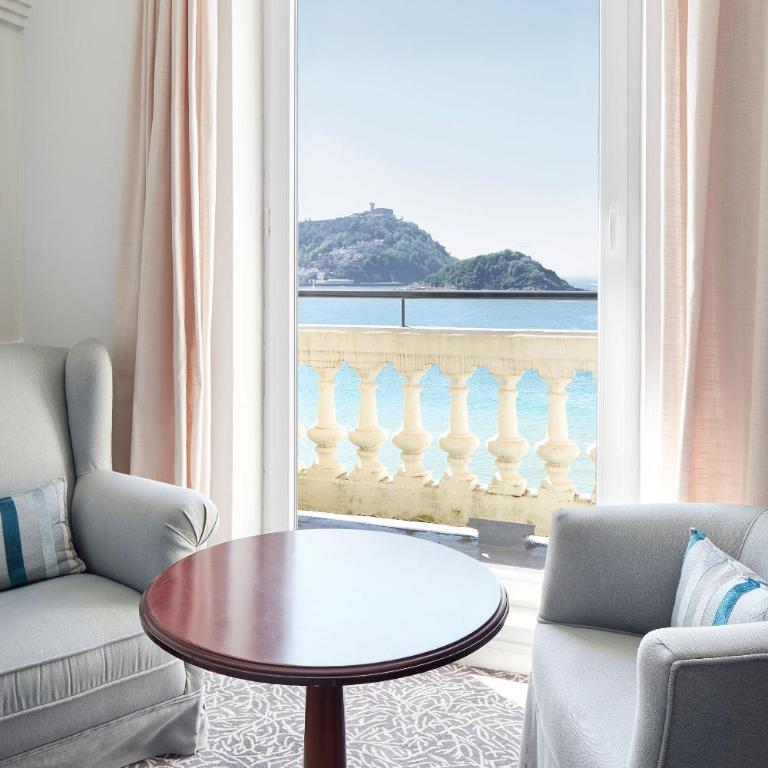 Hotel de Londres y de Inglaterra - Habitación Doble Petite con vistas al mar - 9