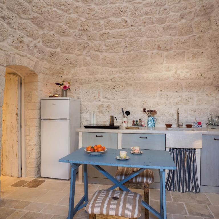 Le Dieci Porte - Casa Vacanze Trullo (3 Adulti) - 2