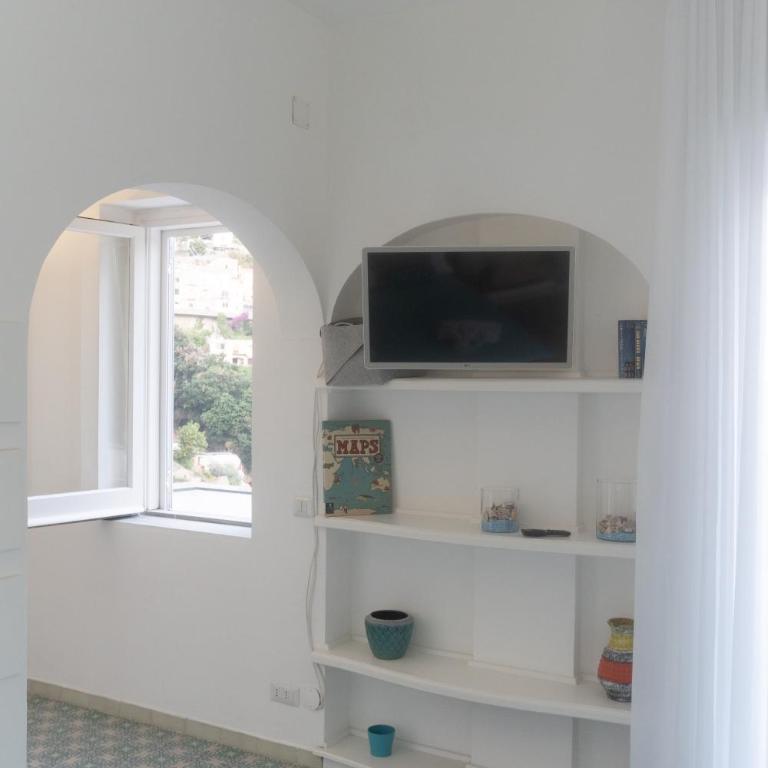 Estate4home - Casa Gegè - Appartamento con 2 Camere da Letto - 21