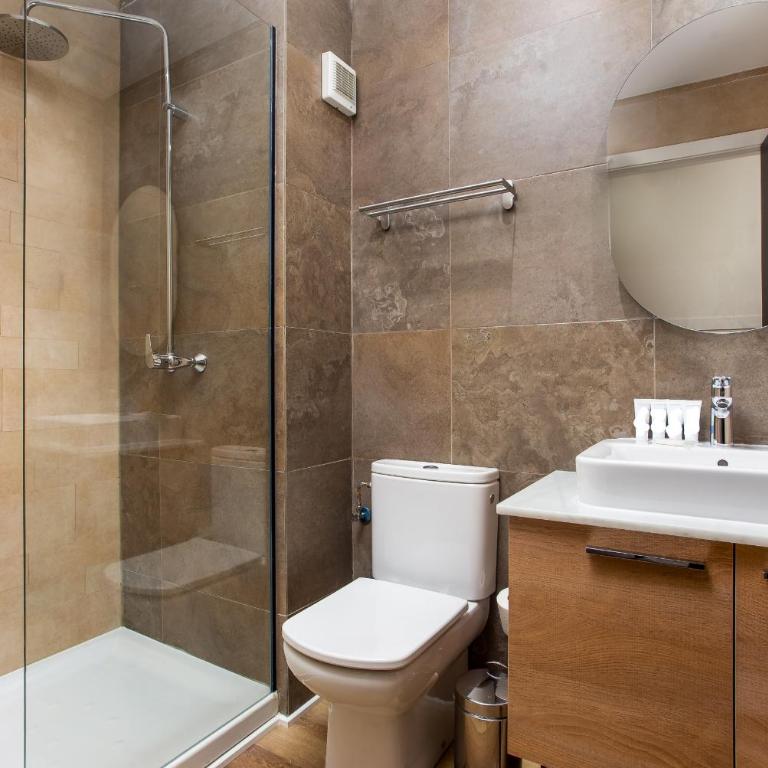 Ola Living Music - Two-Bedroom Apartment - 12