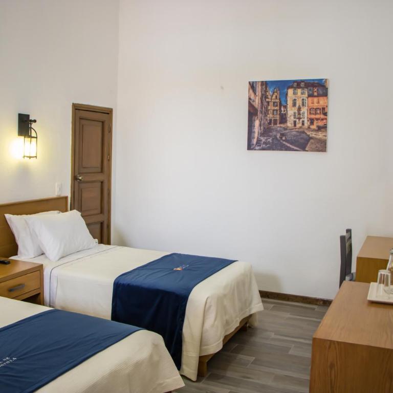 Hotel Real de Castilla Colonial - Habitación Triple Estándar - 4