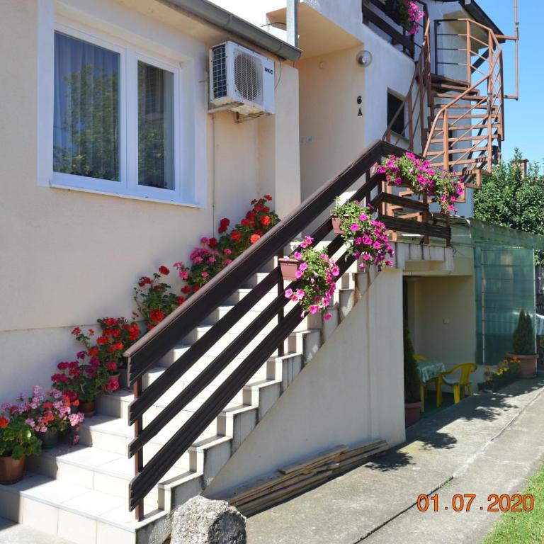 Apartmani Perovic - Two-Bedroom Apartment - 7