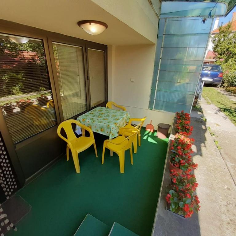 Apartmani Perovic - Two-Bedroom Apartment - 3
