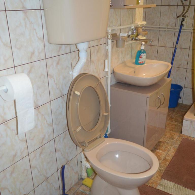 Apartmani Perovic - Two-Bedroom Apartment - 30