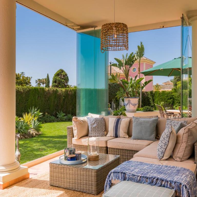 Golden Mile Villa Close to Beach - Villa - 14