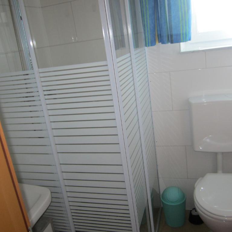 Apartmenthaus Kestel Gasthof - Apartment mit 2 Schlafzimmern - 10